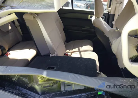 2020 Ford Explorer z USA, uszkodzony, nr VIN 1FMSK8BH5LGC46344